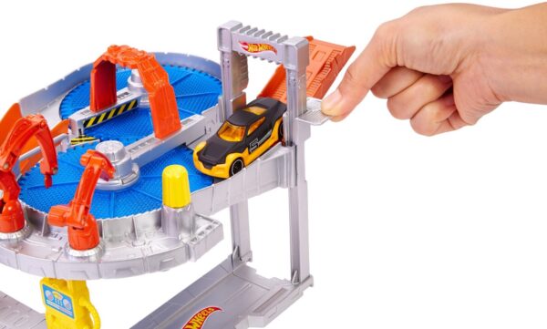 Hot Wheels Fall Ready To Play Track Set-1087